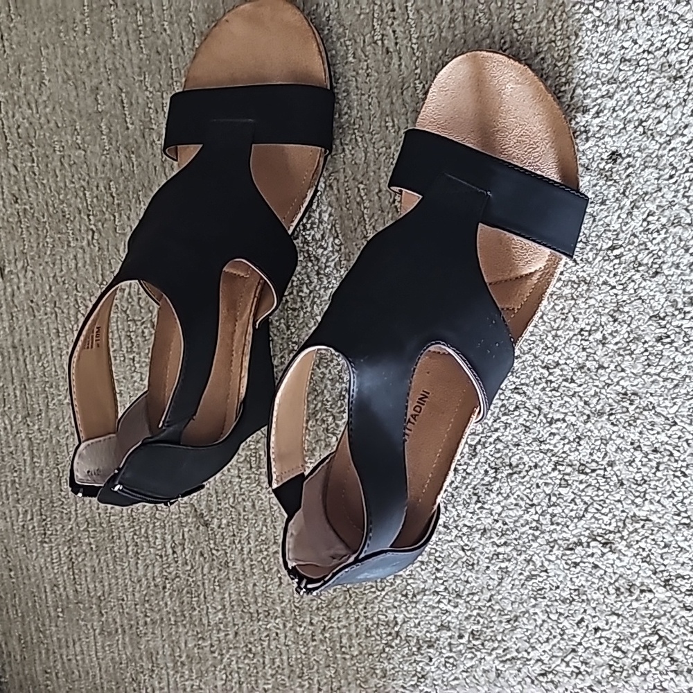 Black open toe wedge/sandal